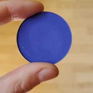 Give me glow grapeness eyeshadow